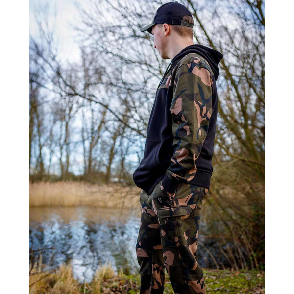 Fox LW Black/Camo Split Zip Hoody DŽEMPERIS BLIUZONAS SU