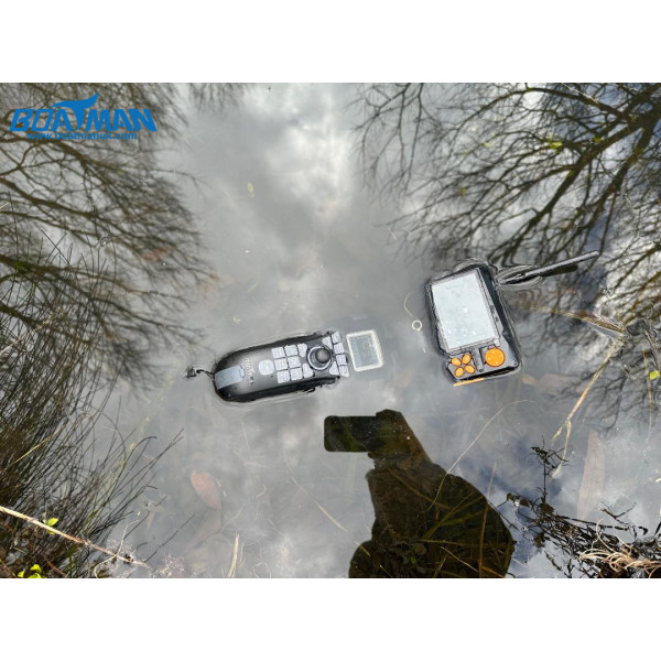 Boatman Vulcan V2 Carbon Pro Bait Boat. 