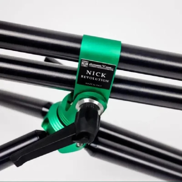 Stovas Meccanica Vadese REVOLUTION 3 RODS BLACK TUBES & ACID